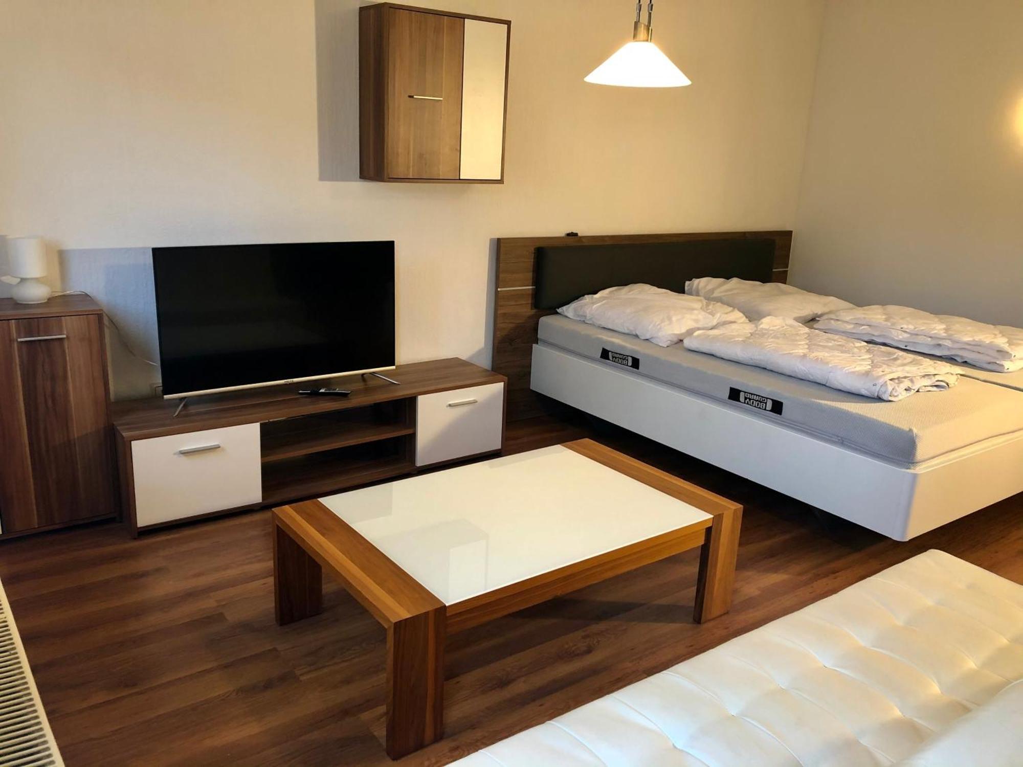 Ferienwohnung Familie Troeger Floh ภายนอก รูปภาพ