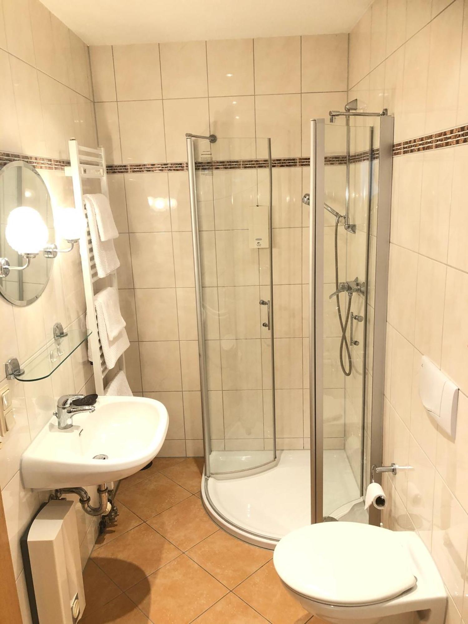 Ferienwohnung Familie Troeger Floh ภายนอก รูปภาพ